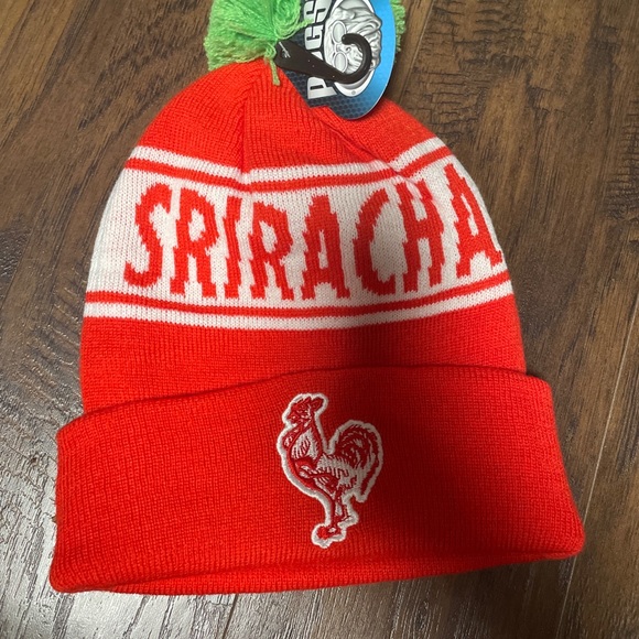 SRIRACHA SAUCE LOGO RED WINTER CAP BEANIE WITH POM POM BALL KNIT NWT - Picture 6 of 8